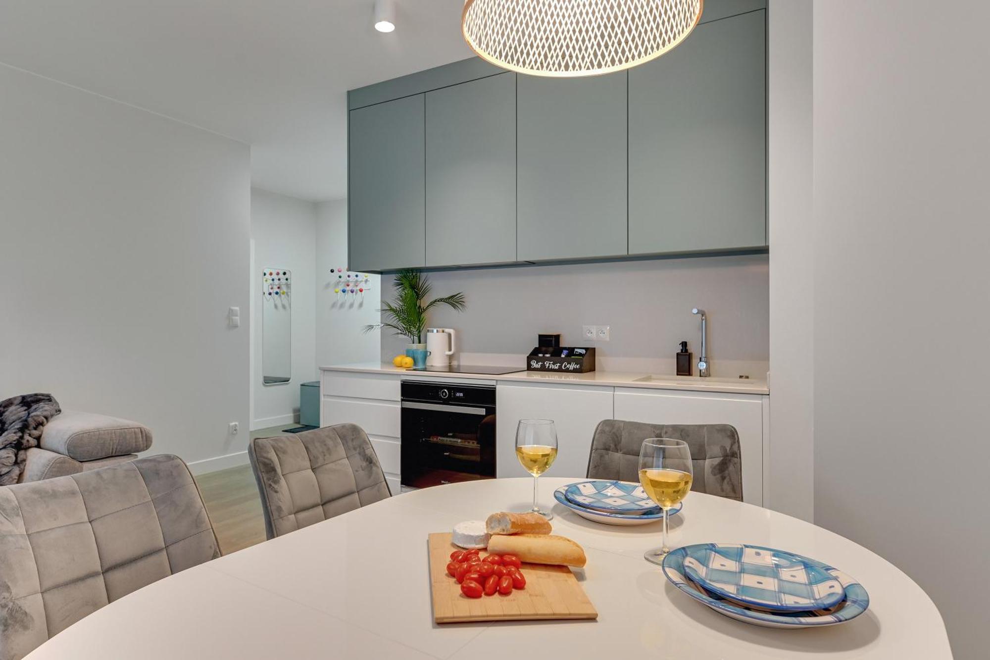Scala City Center Apartments With Parking By Lion Apartments غدانسك المظهر الخارجي الصورة