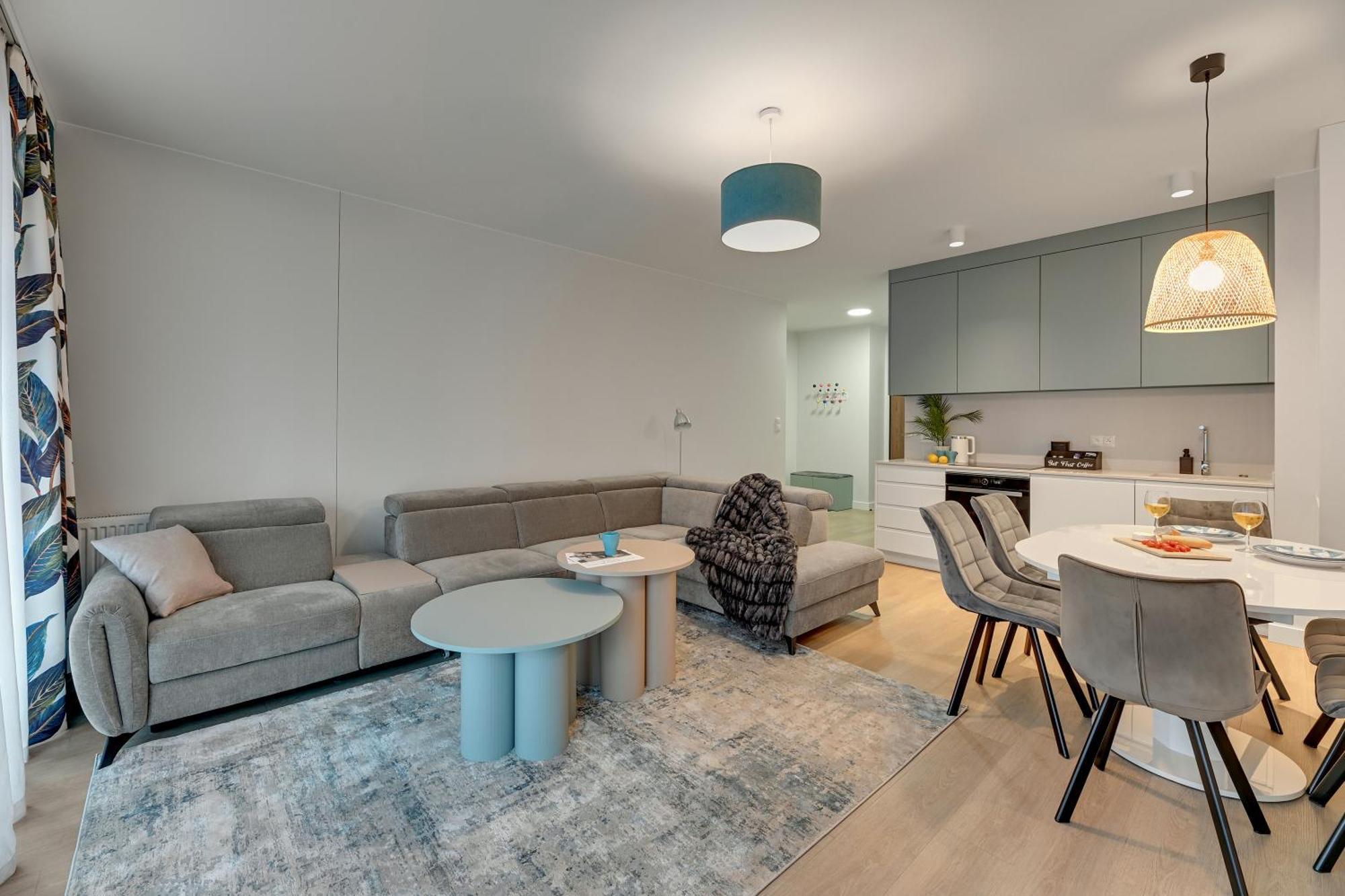 Scala City Center Apartments With Parking By Lion Apartments غدانسك المظهر الخارجي الصورة