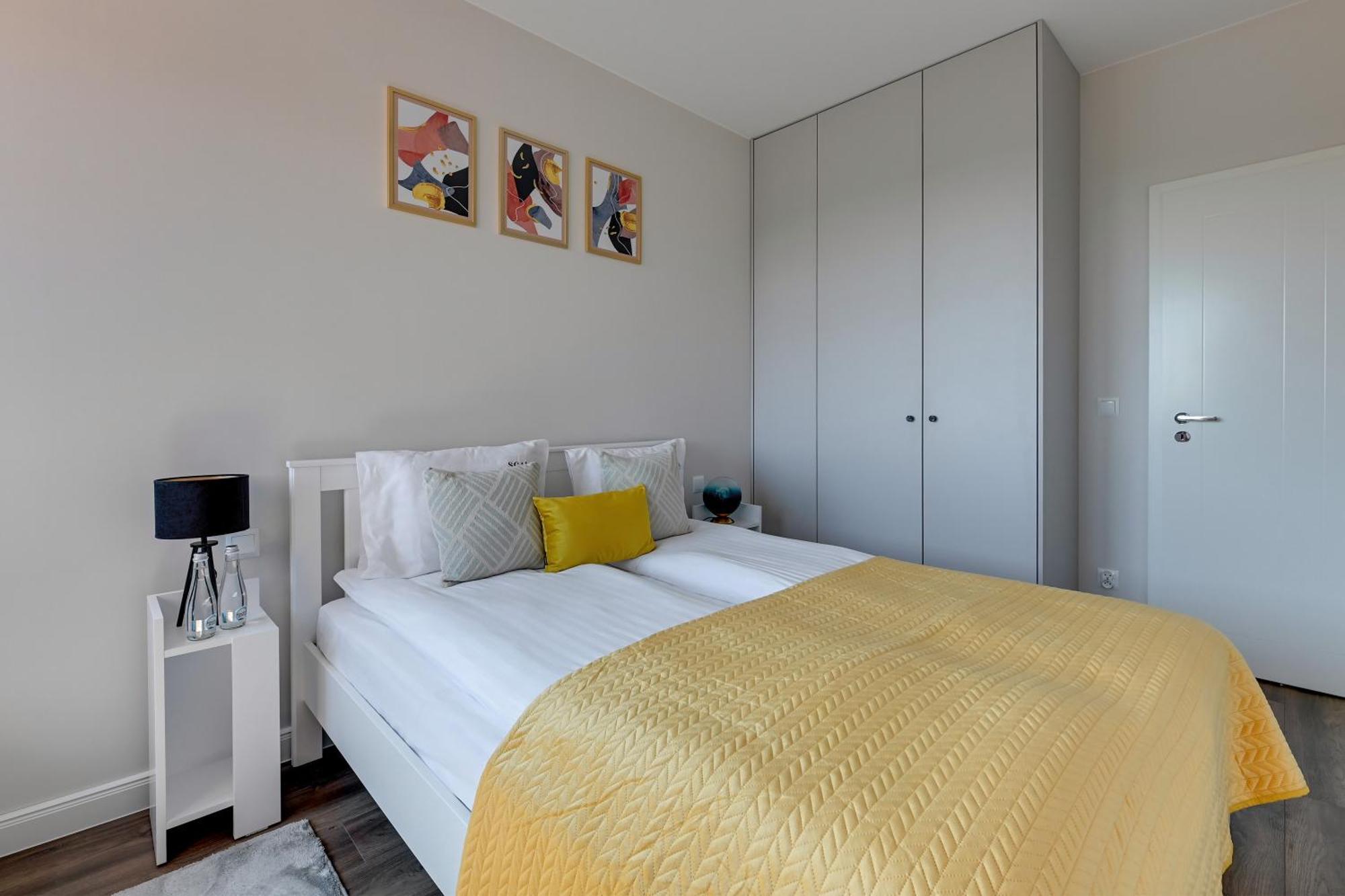 Scala City Center Apartments With Parking By Lion Apartments غدانسك المظهر الخارجي الصورة
