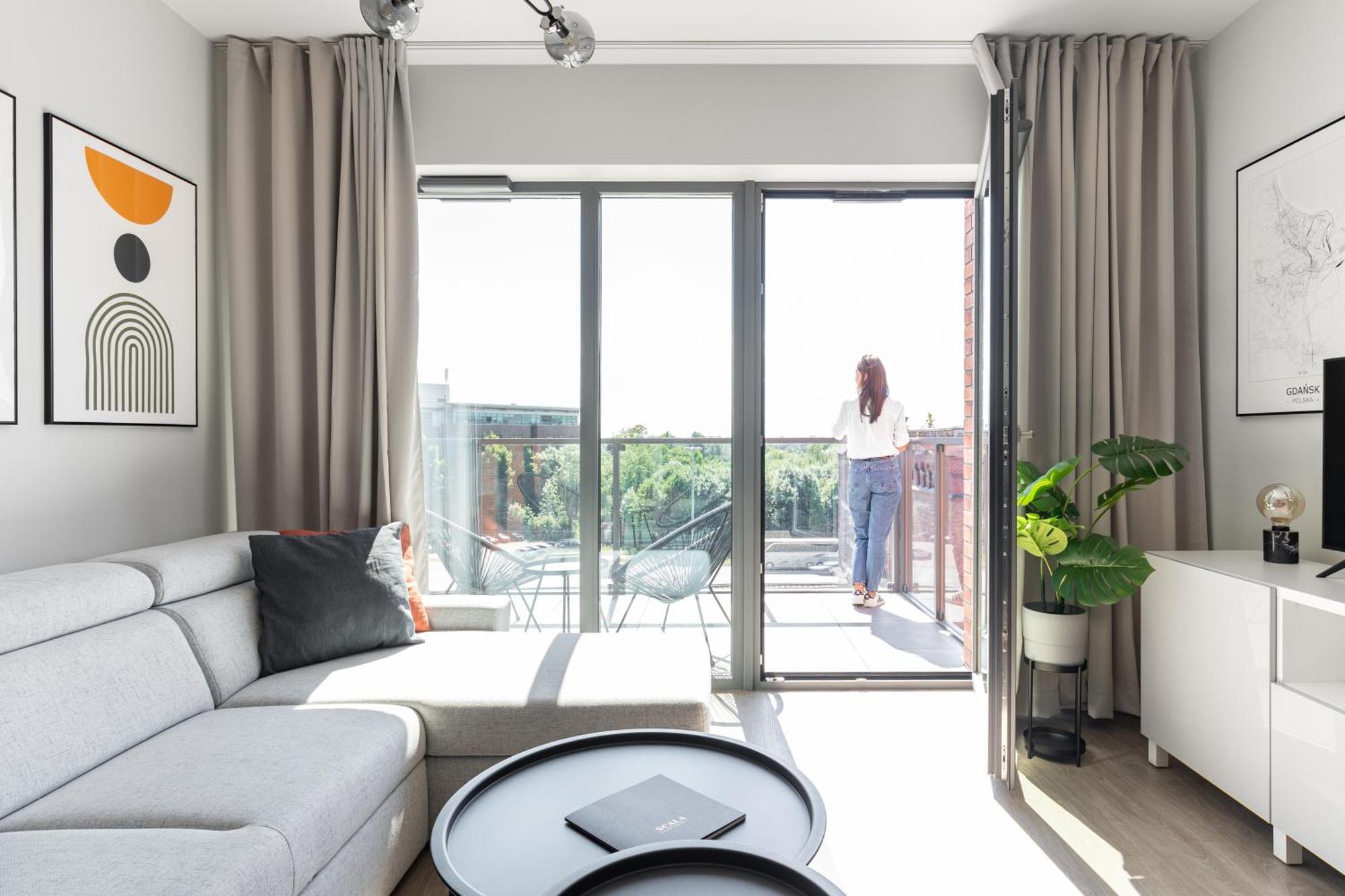 Scala City Center Apartments With Parking By Lion Apartments غدانسك المظهر الخارجي الصورة