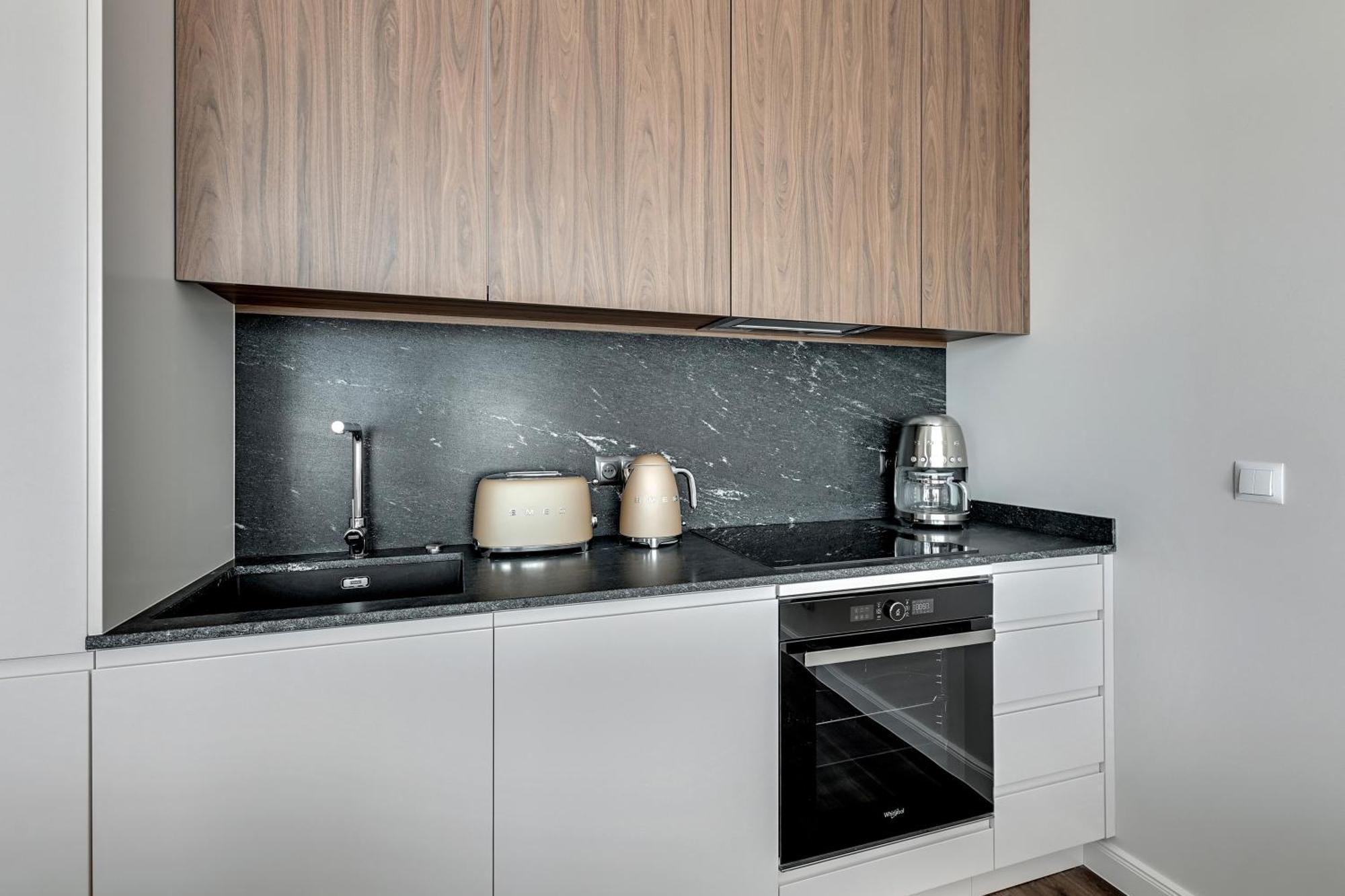 Scala City Center Apartments With Parking By Lion Apartments غدانسك المظهر الخارجي الصورة